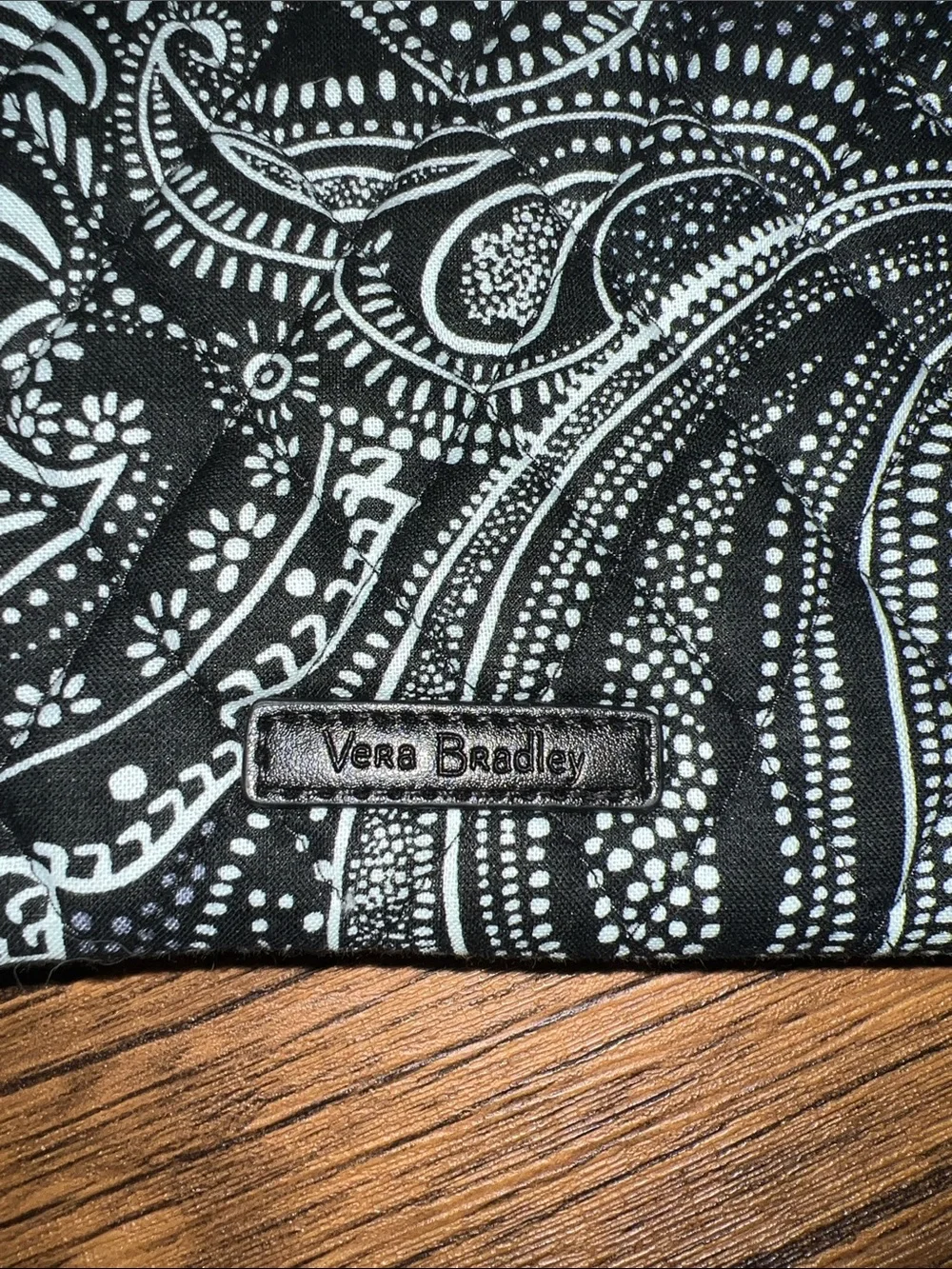 Vera Bradley Black & White Paisley Wristlet- OS